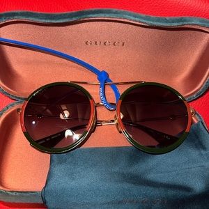 Gucci sunglasses